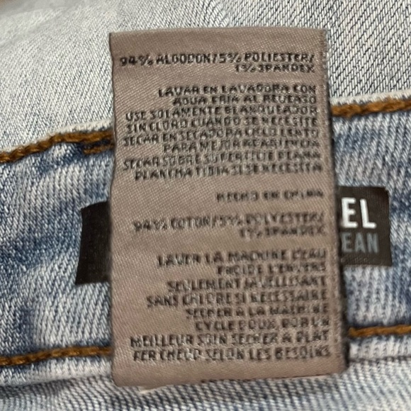 RARE Kut from the Kloth Rachel Mom Jean Pleated Front Light Wash Blue Denim - Picture 11 of 11